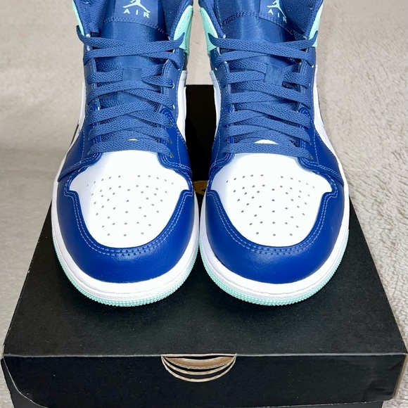 Air Jordan 1 Mid “Blue/Mint” - Picture 4 of 9